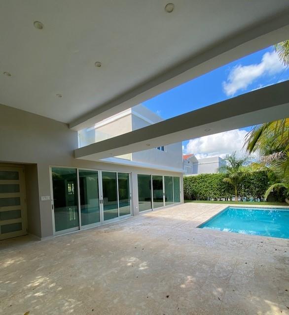 DORADO BEACH EAST - Residential