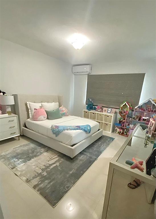 DORADO BEACH EAST - Residential