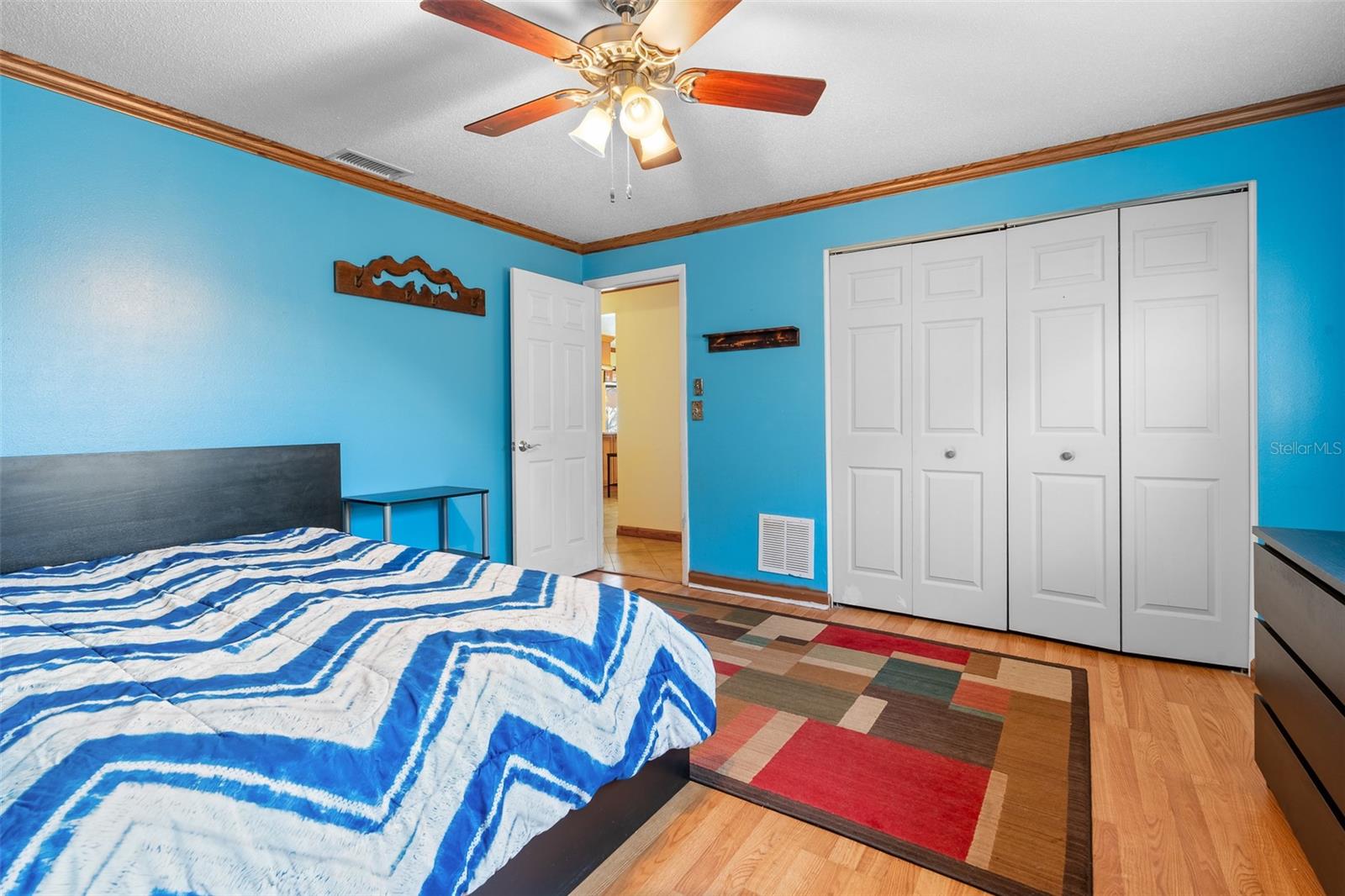 LEONA HEIGHTS - Residential