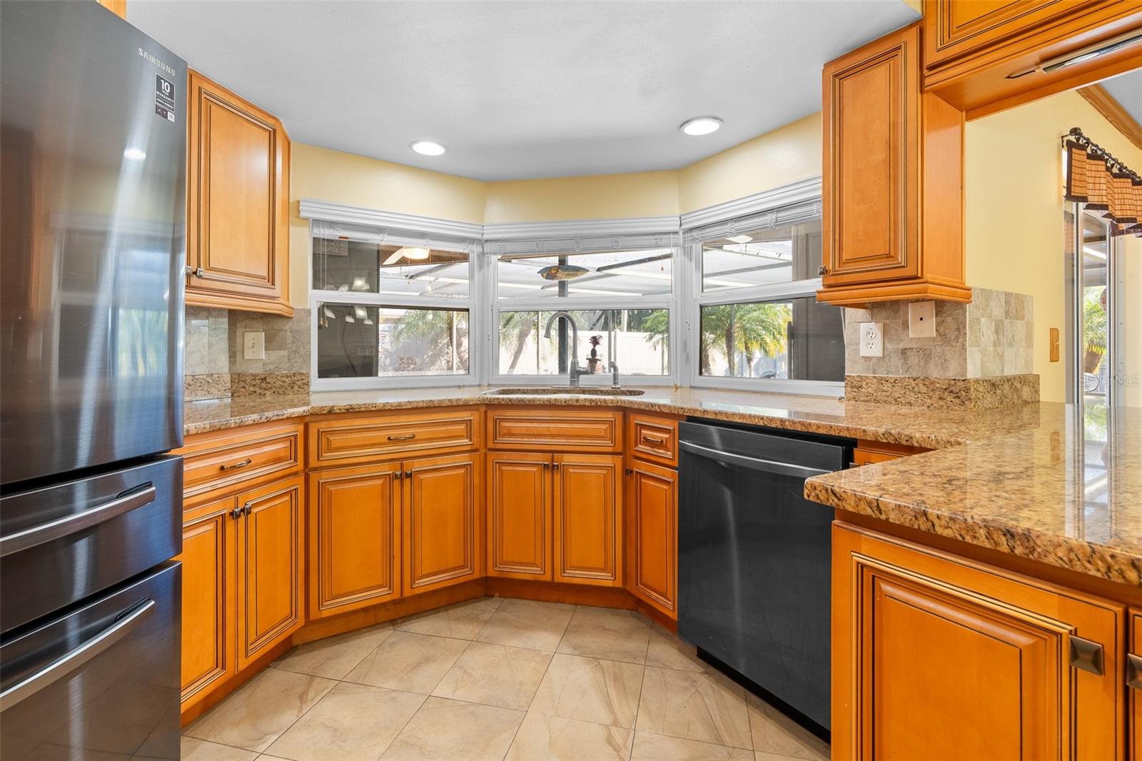 LEONA HEIGHTS - Residential