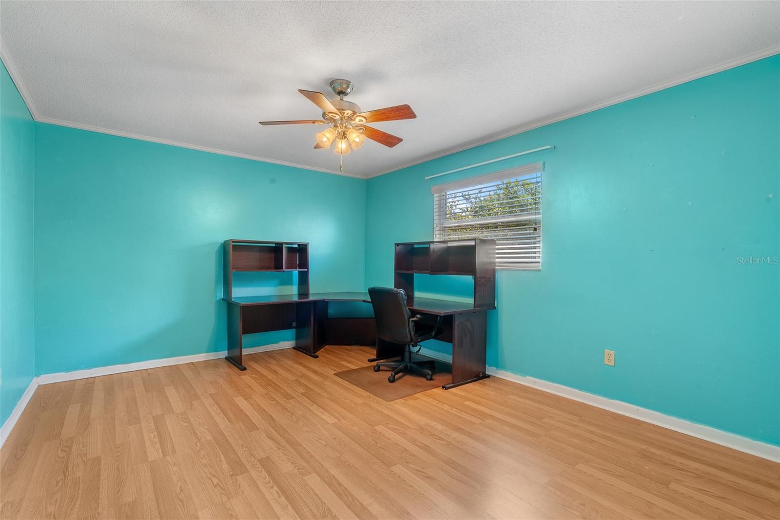 LEONA HEIGHTS - Residential