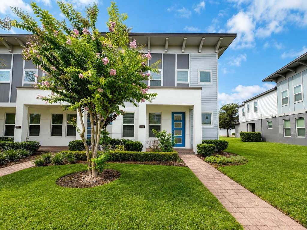 Photo of 7115 Carrickbend Lane, Orlando, FL 32819 (MLS # S5156013)