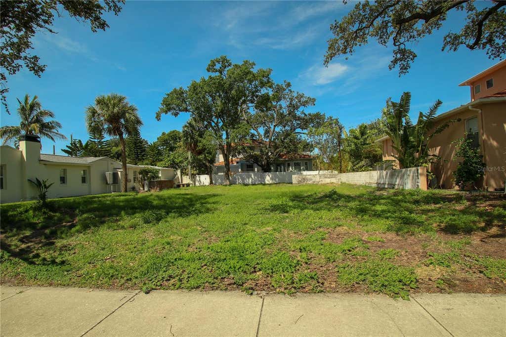 Photo of 424 Channel Drive, Tampa, FL 33606 (MLS # TB8531426)