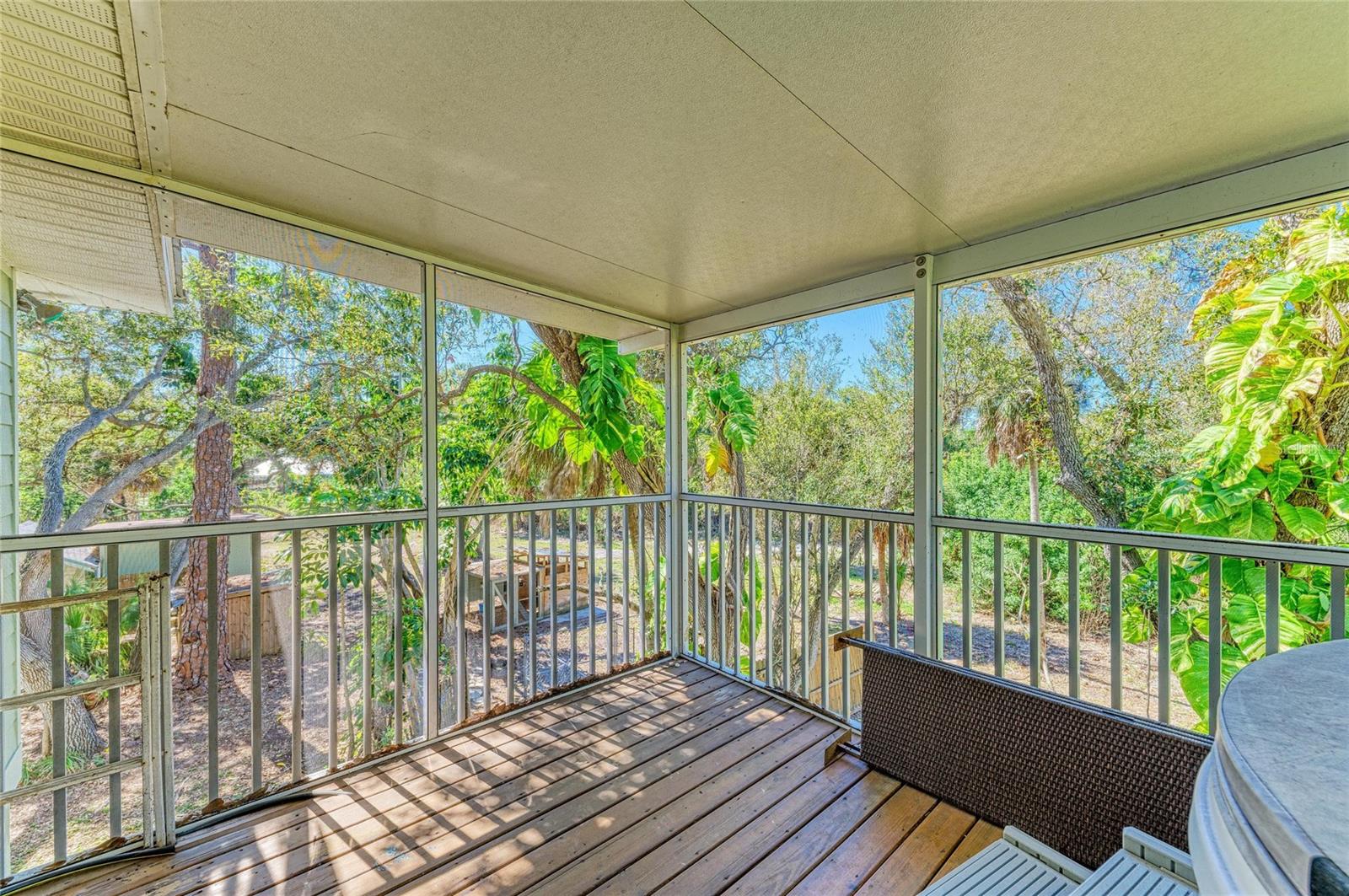 ARTIST ACRES - Residential