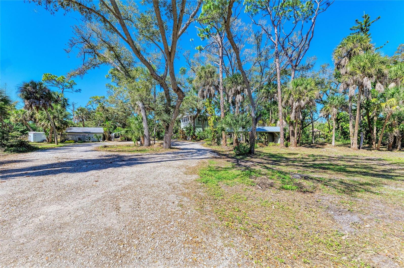 ARTIST ACRES - Residential