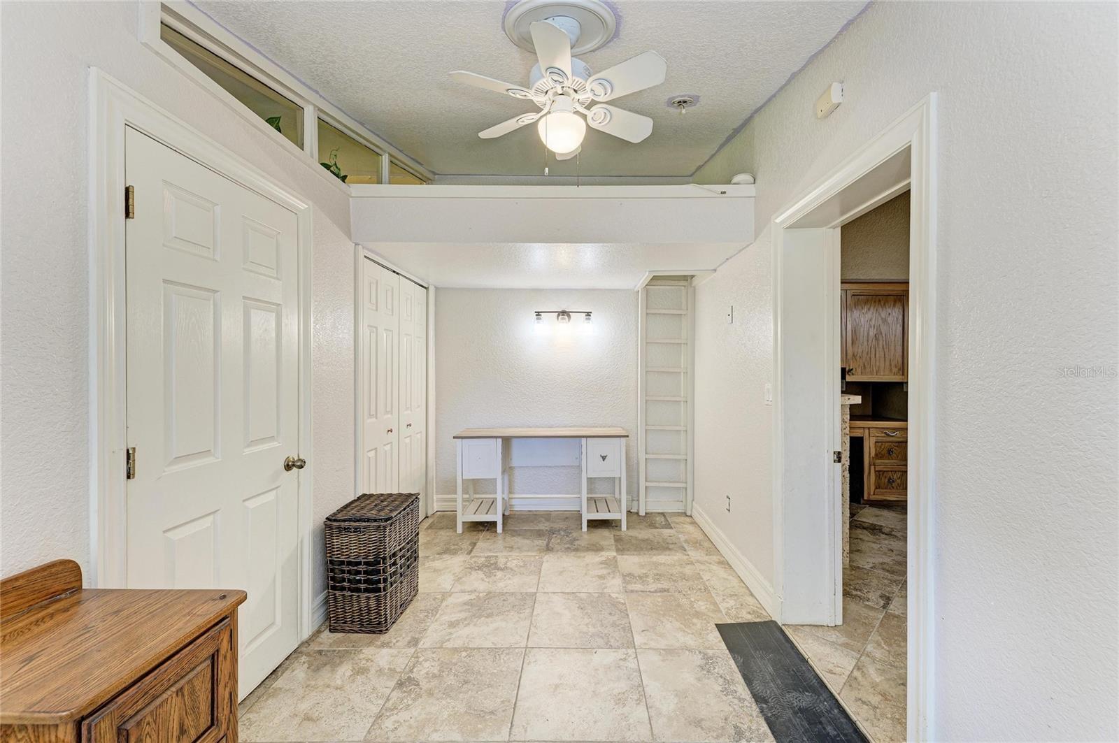 ARTIST ACRES - Residential