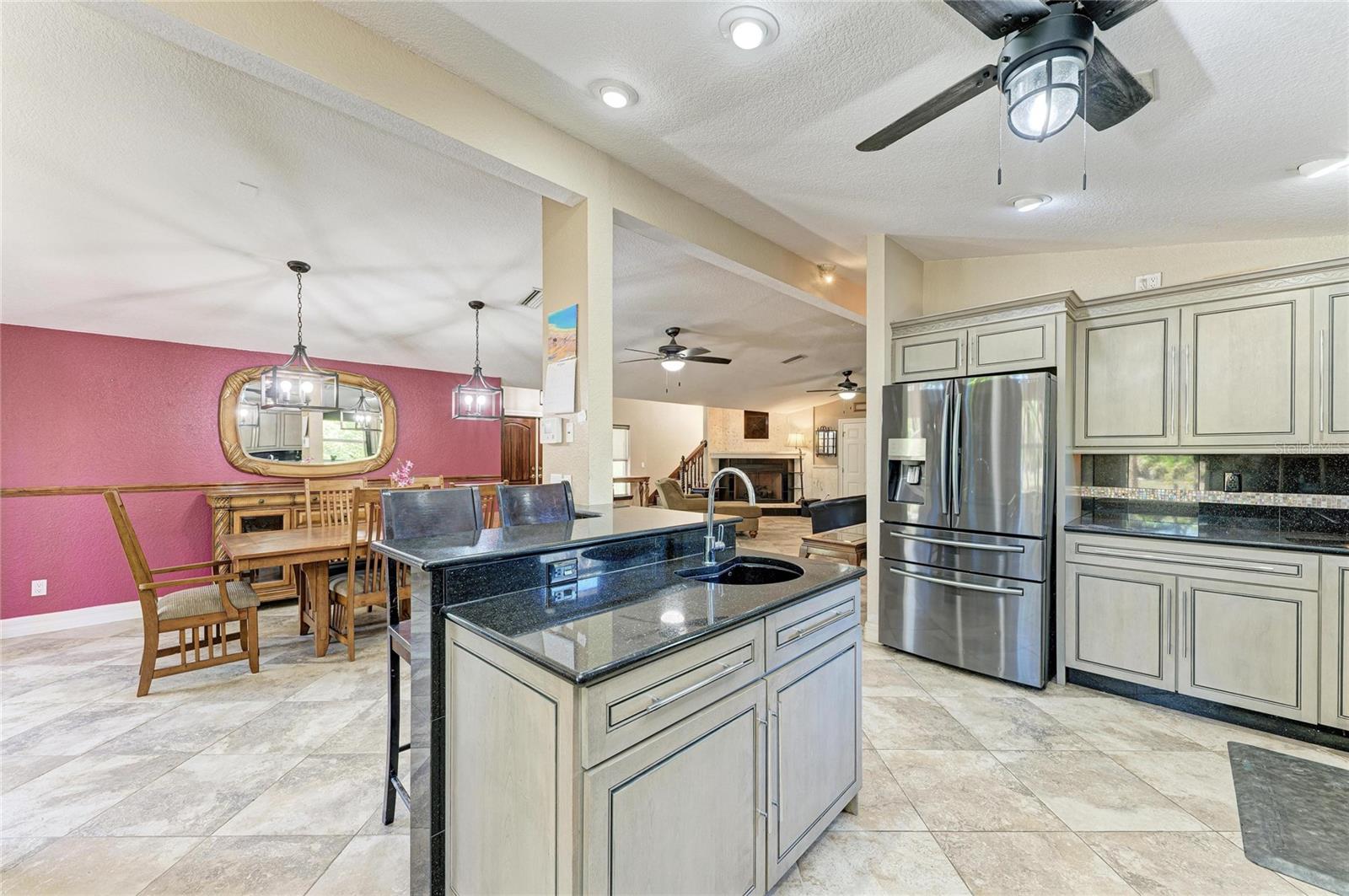 ARTIST ACRES - Residential