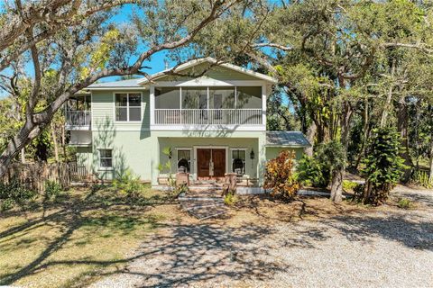 Photo of 820 N Elm Street, Englewood, FL 34223 (MLS # A4684053)