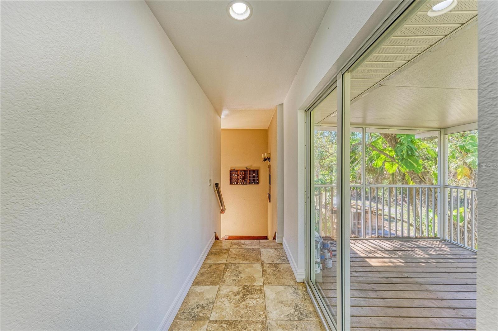 ARTIST ACRES - Residential