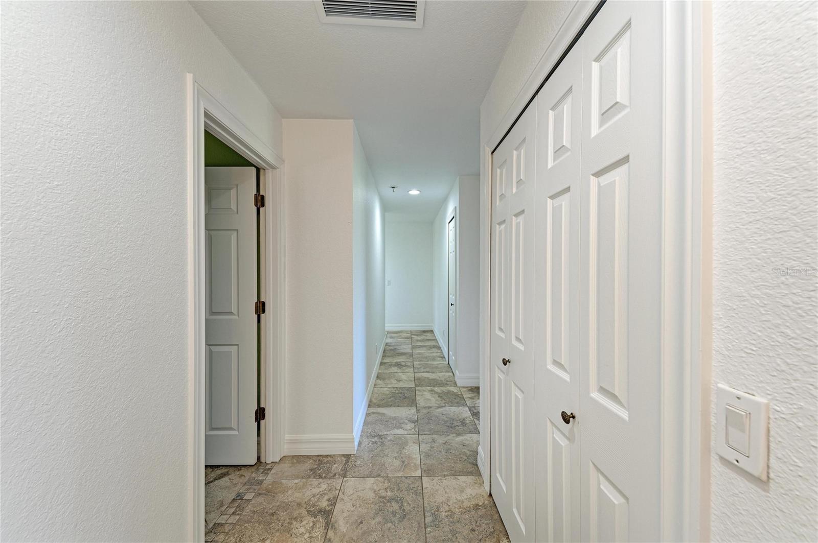 ARTIST ACRES - Residential