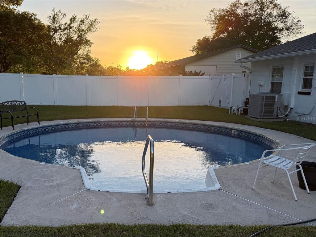 Photo of 3226 Kelvington Drive, Orlando, FL 32810 (MLS # O6399994)