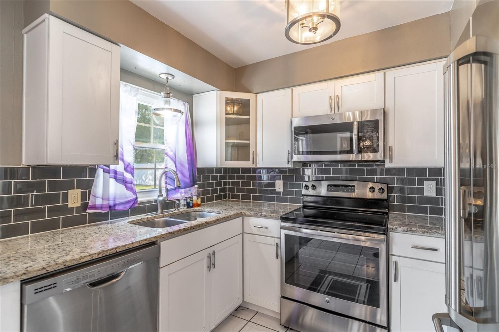 3226 KELVINGTON DRIVE