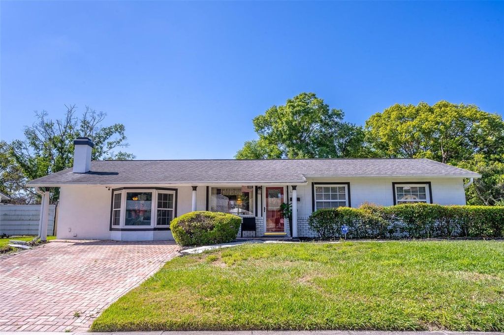 Photo of 3226 Kelvington Drive, Orlando, FL 32810 (MLS # O6399994)