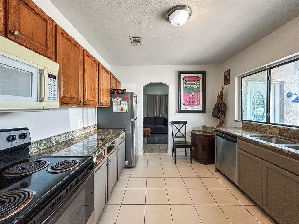 Photo of 1234 17th Street N, St Petersburg, FL 33713 (MLS # A4688697)