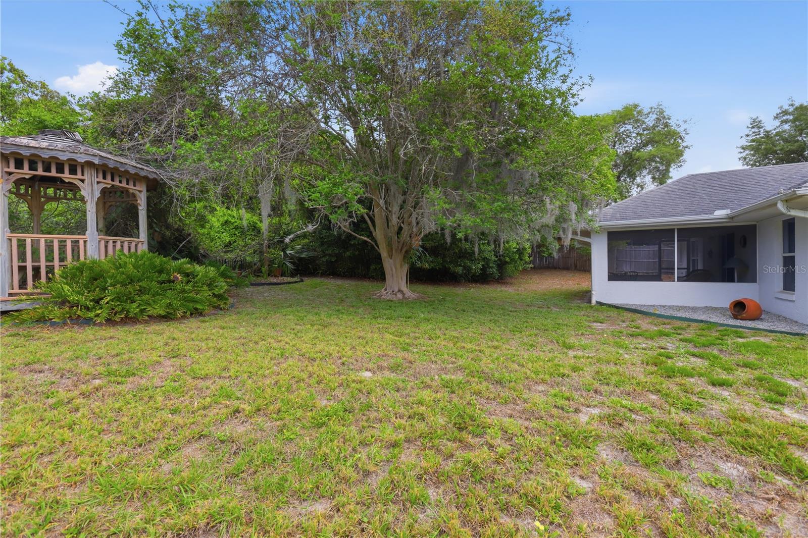 DELTONA LAKES UNIT 66 - Residential