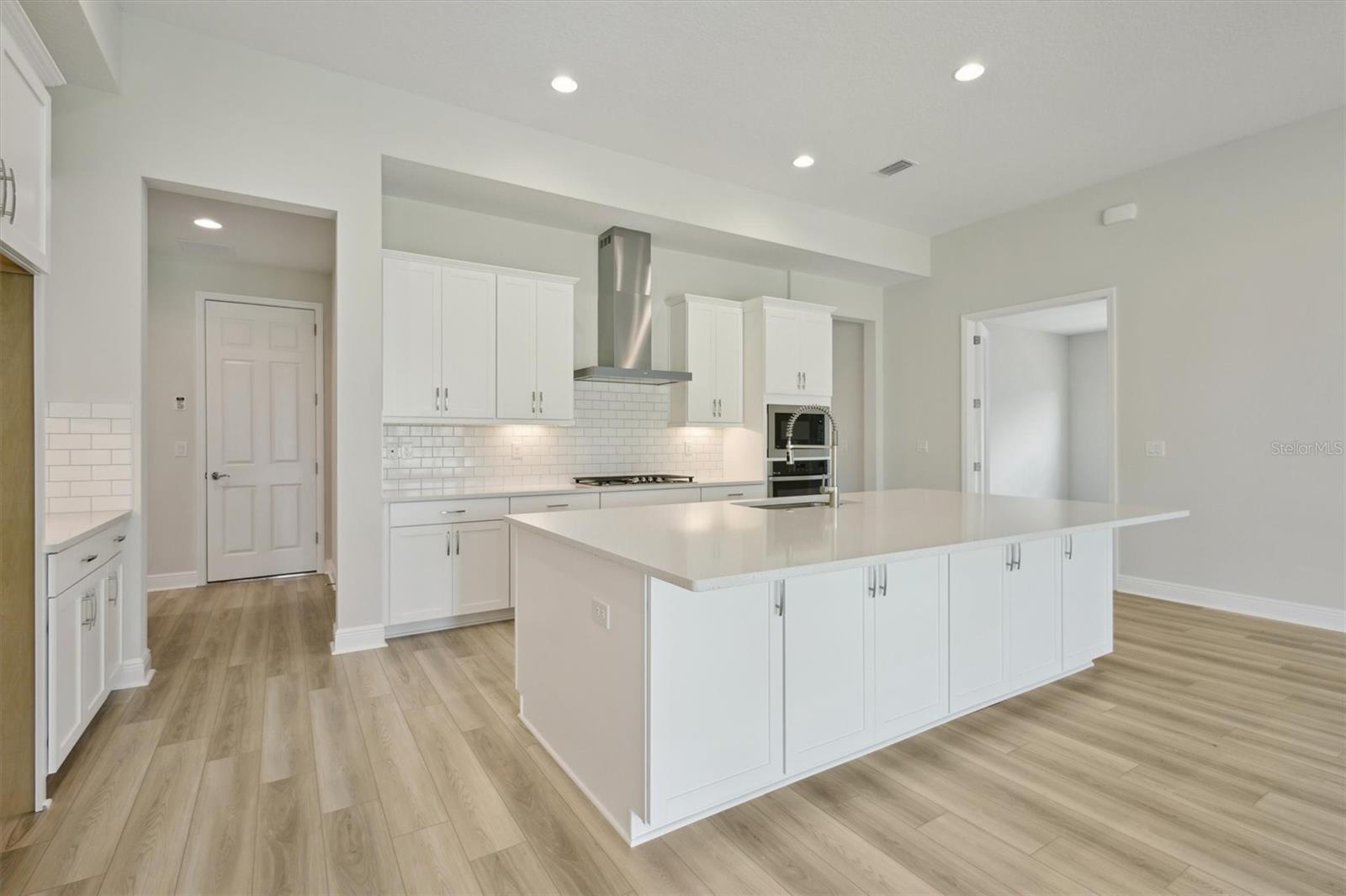 5178 EVERLONG DRIVE