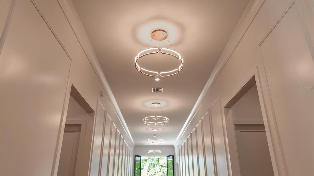 Photo of 1220 Delaney Park Drive, Orlando, FL 32806 (MLS # O6372849)