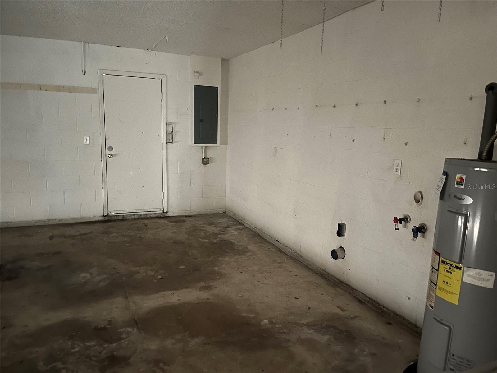 DELTONA LAKES UNIT 17 - Residential