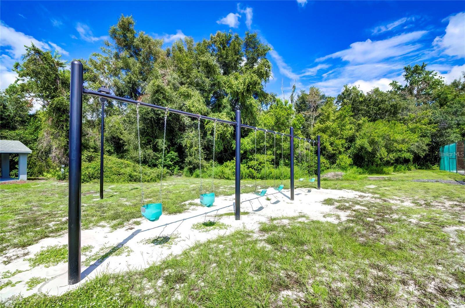 RIVER COUNTRY ESTATES - Land