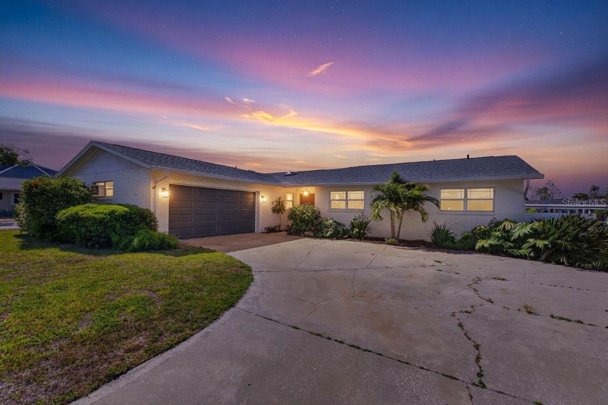 BAY CREST PARK UNIT 19 - Residential