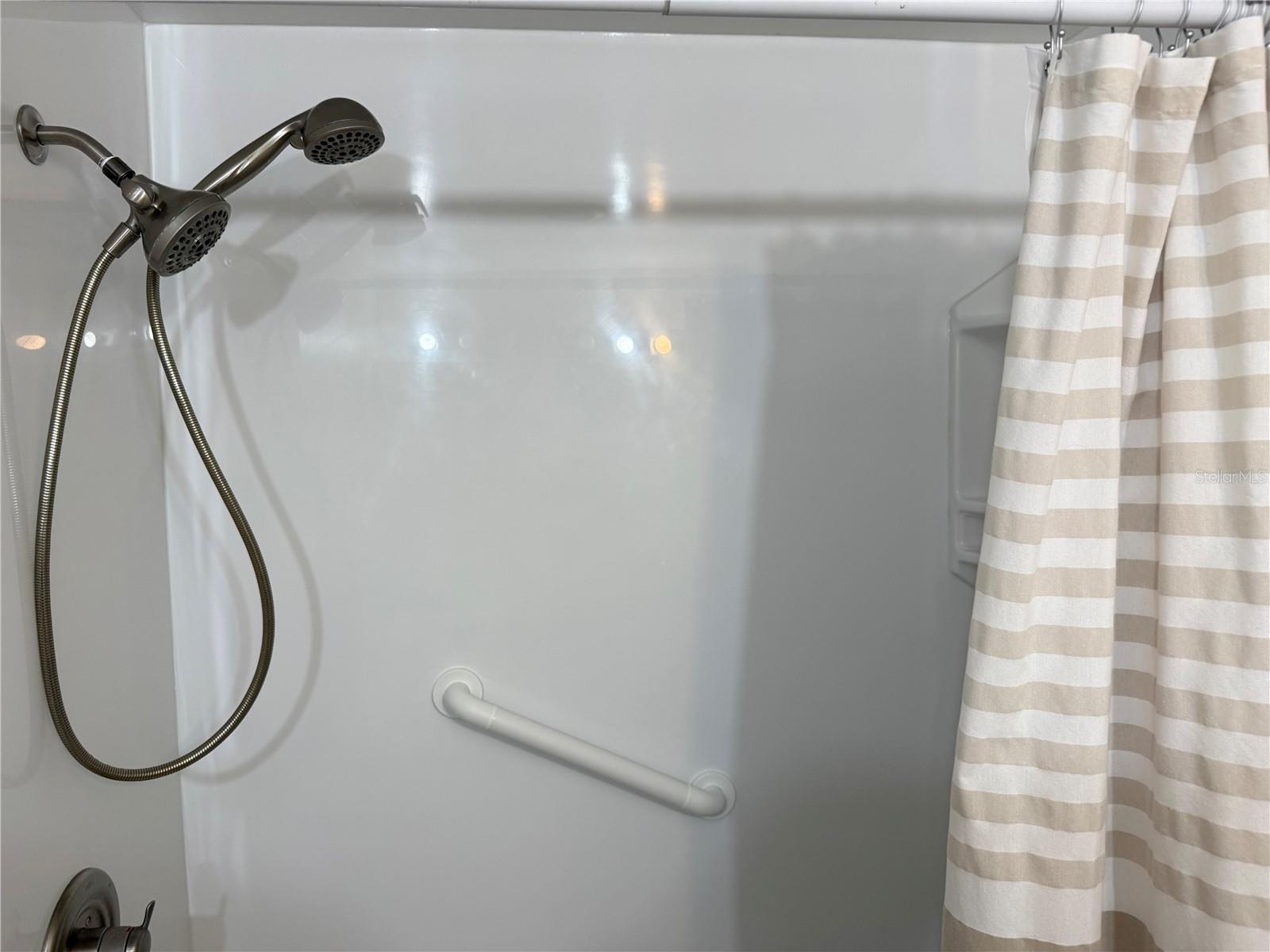 HORIZON HOUSE CO-OP - Residential