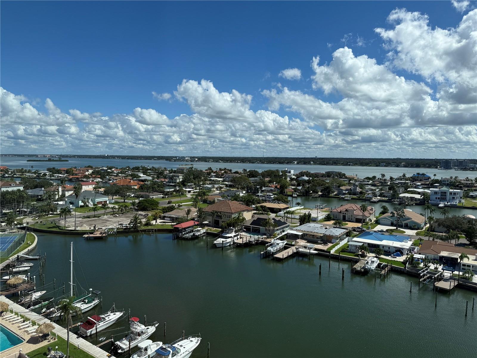 HORIZON HOUSE CO-OP - Residential