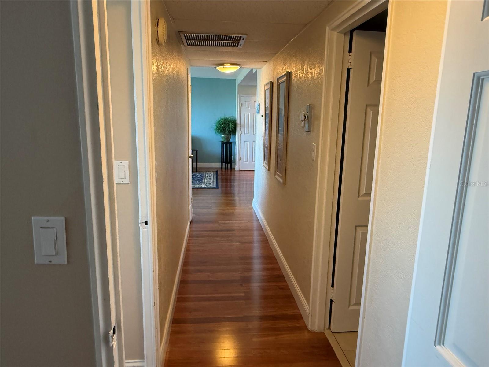 HORIZON HOUSE CO-OP - Residential