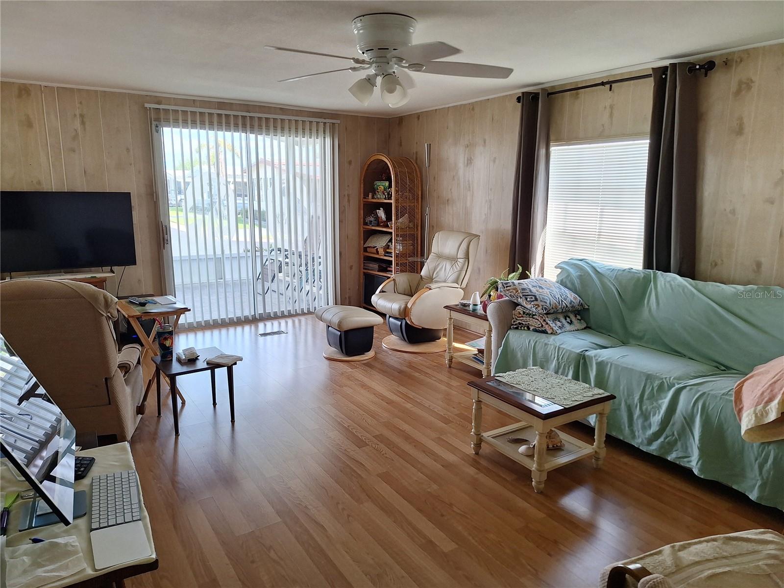 STONEHEDGE ON THE HILL M/H PARK CO-OP UNREC - Residential