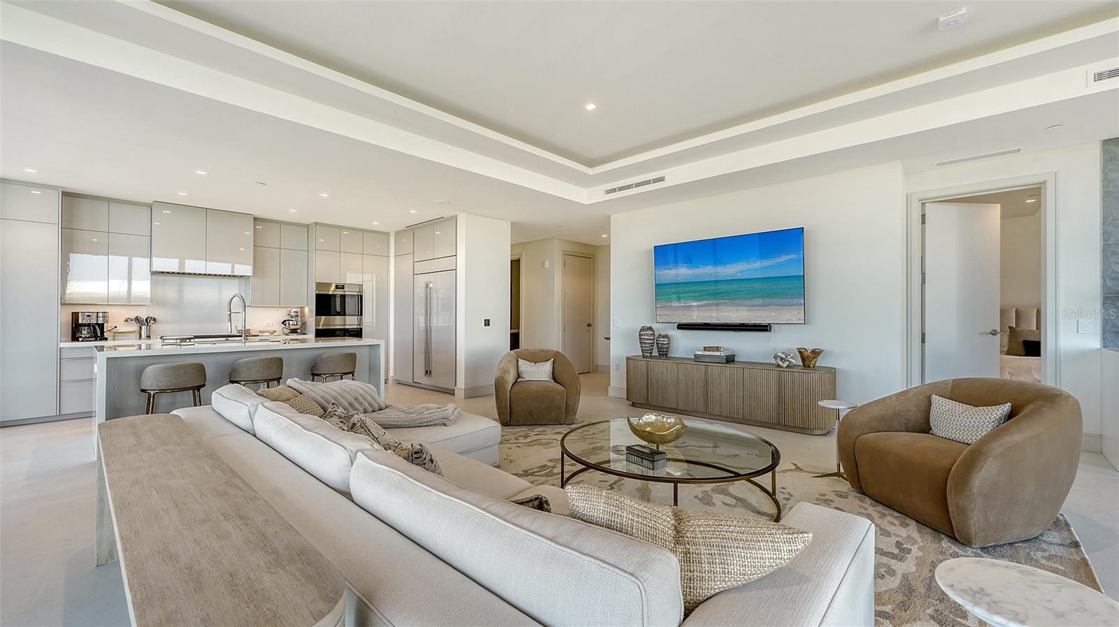 CONDOMINIUM RESIDENCES AT LONGBOAT KEY - Residential Lease