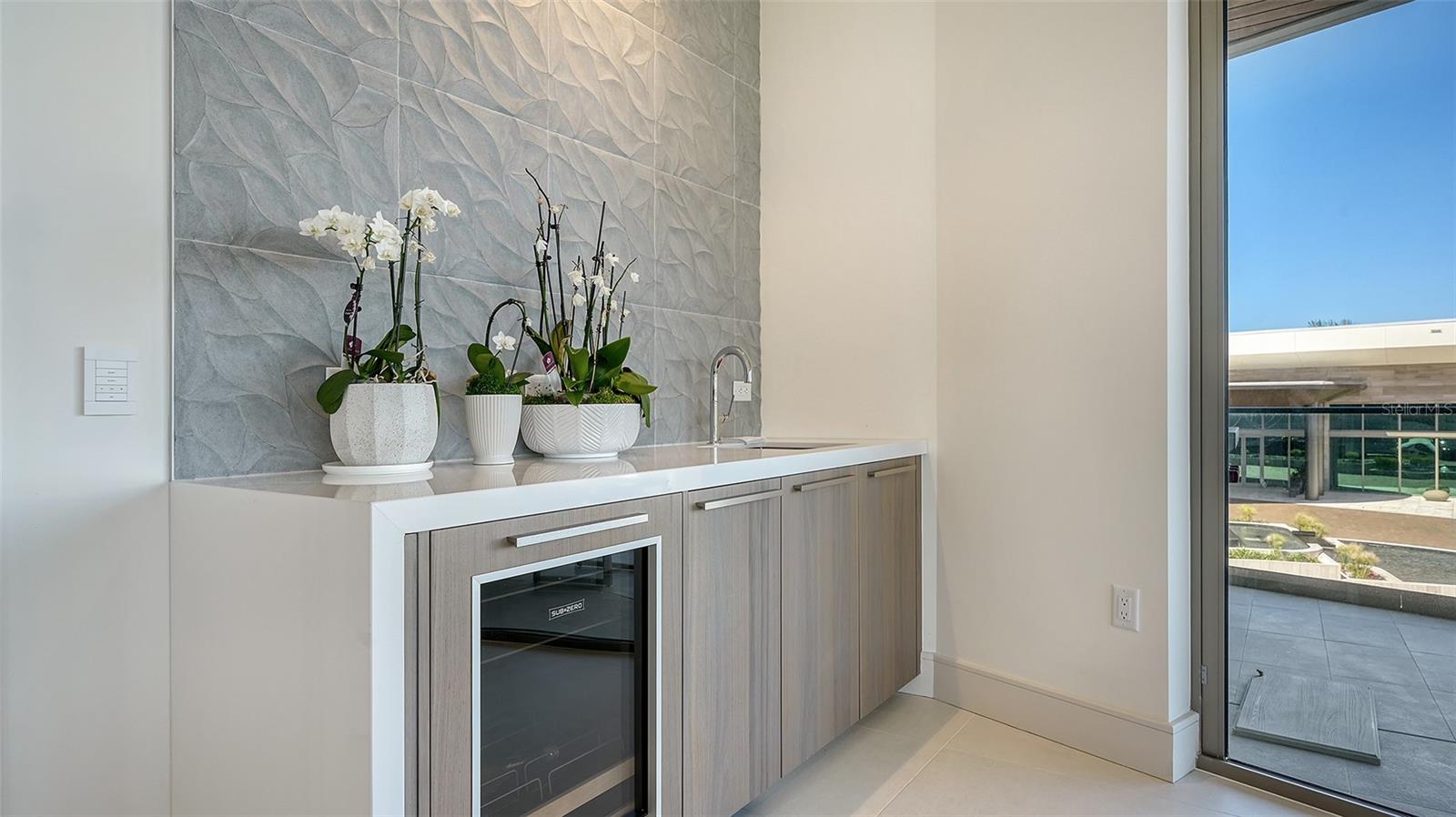 CONDOMINIUM RESIDENCES AT LONGBOAT KEY - Residential Lease