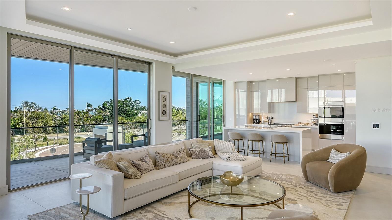 CONDOMINIUM RESIDENCES AT LONGBOAT KEY - Residential Lease