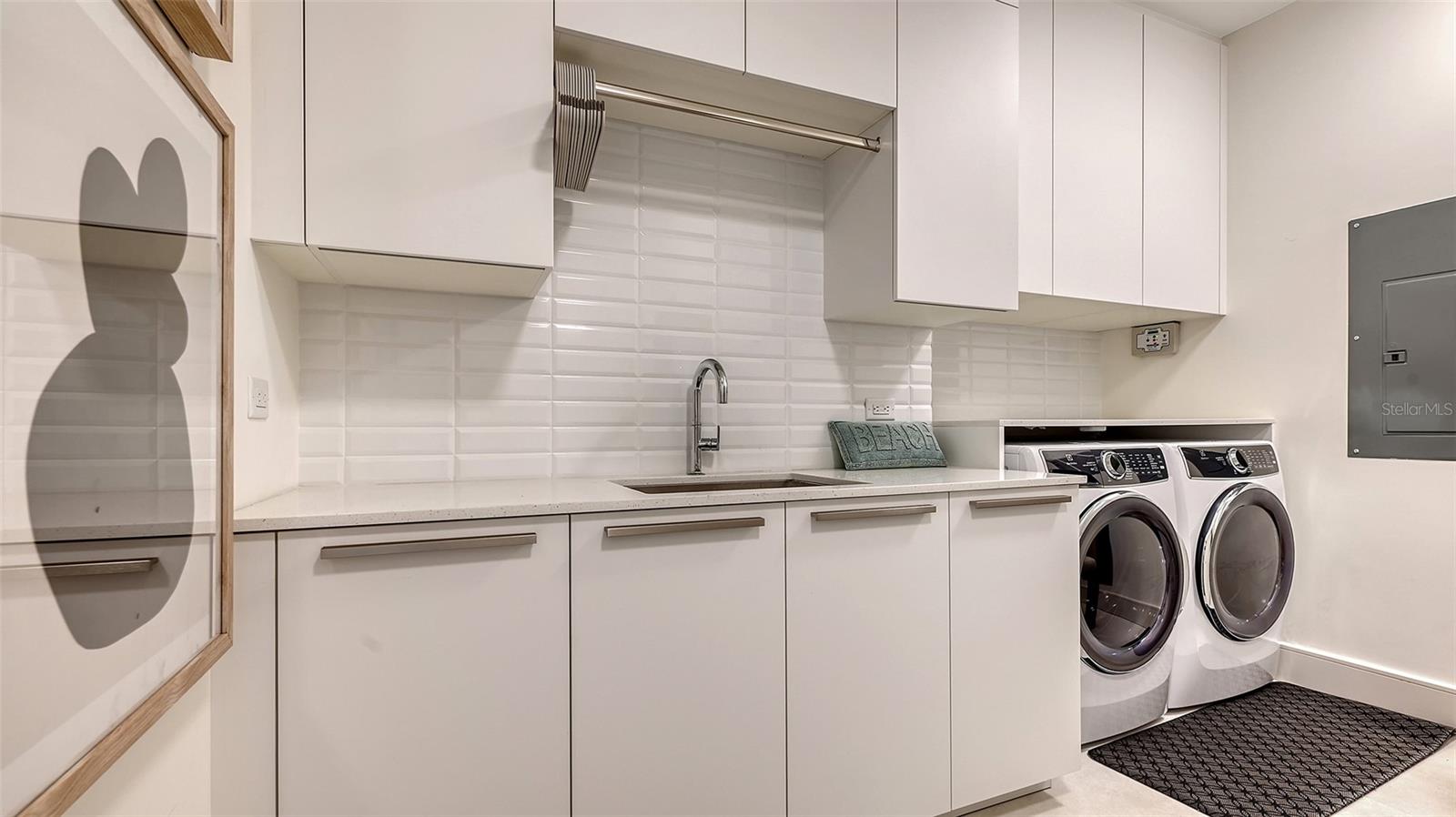 CONDOMINIUM RESIDENCES AT LONGBOAT KEY - Residential Lease