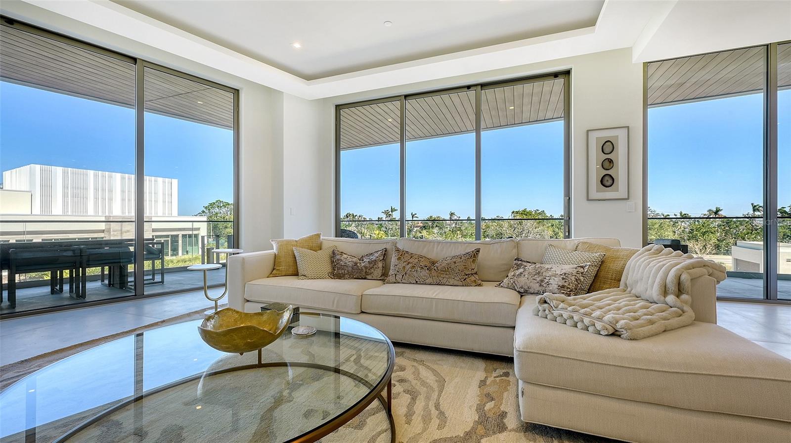 CONDOMINIUM RESIDENCES AT LONGBOAT KEY - Residential Lease