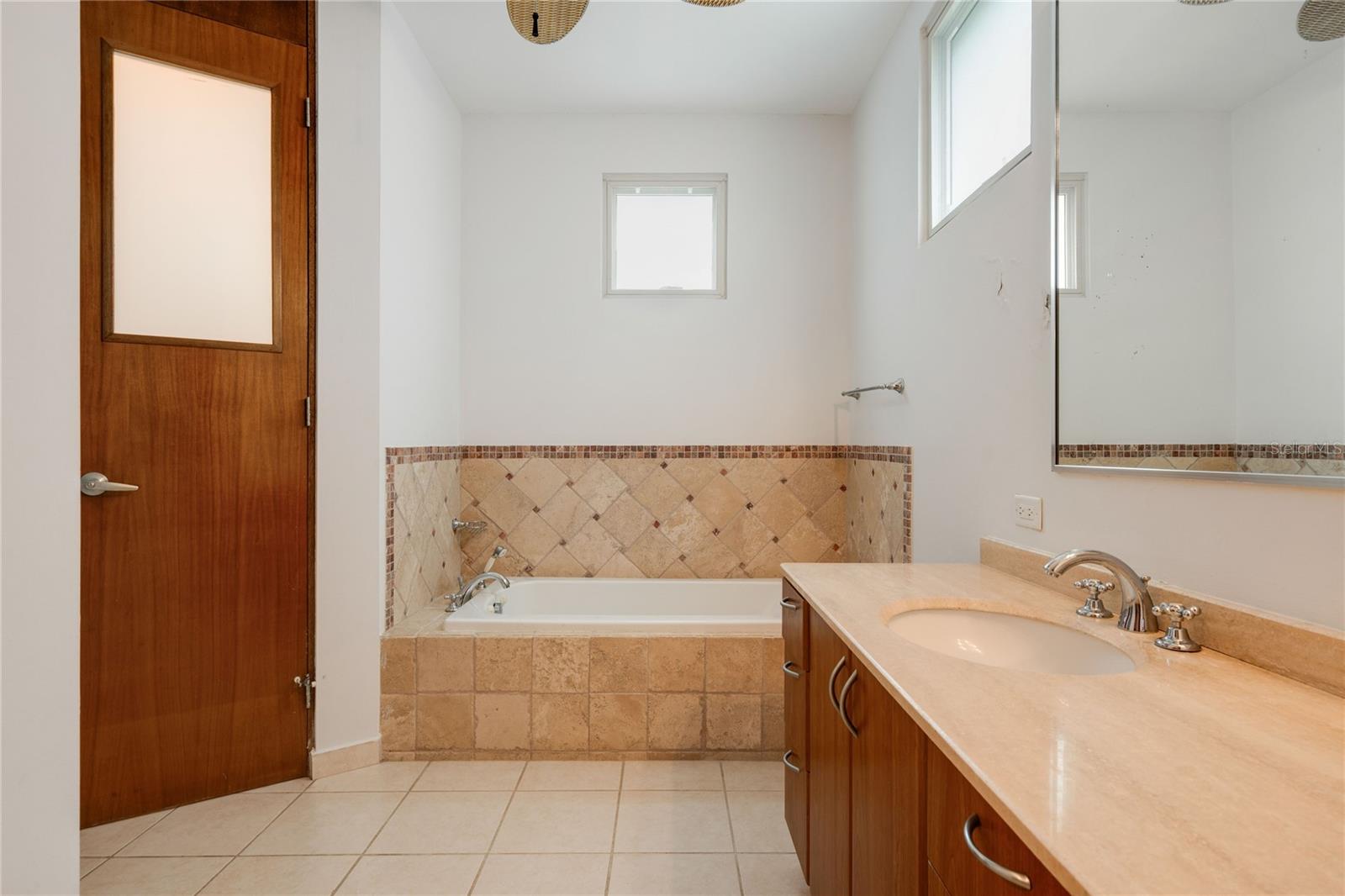 MARALAGO - Residential Lease