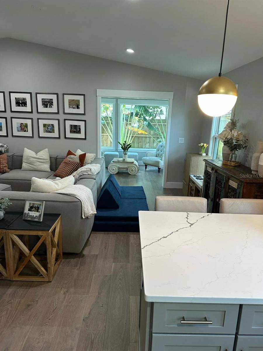 PALMA CEIA PARK - Residential Lease