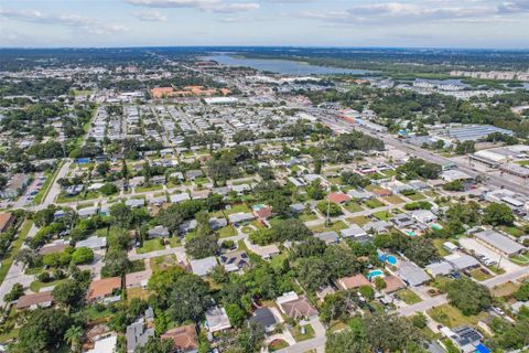 A home in SEMINOLE