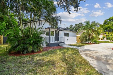 A home in SEMINOLE