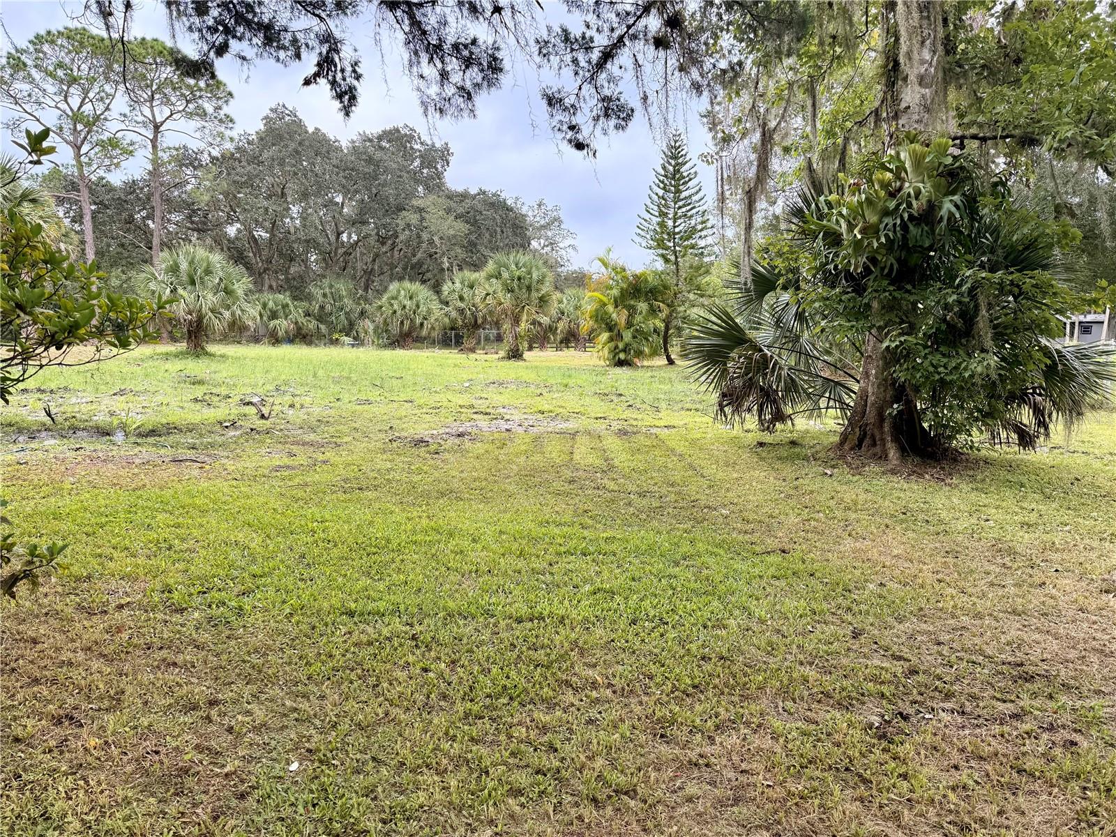 CHRISTMAS PARK FIRST ADD - Land