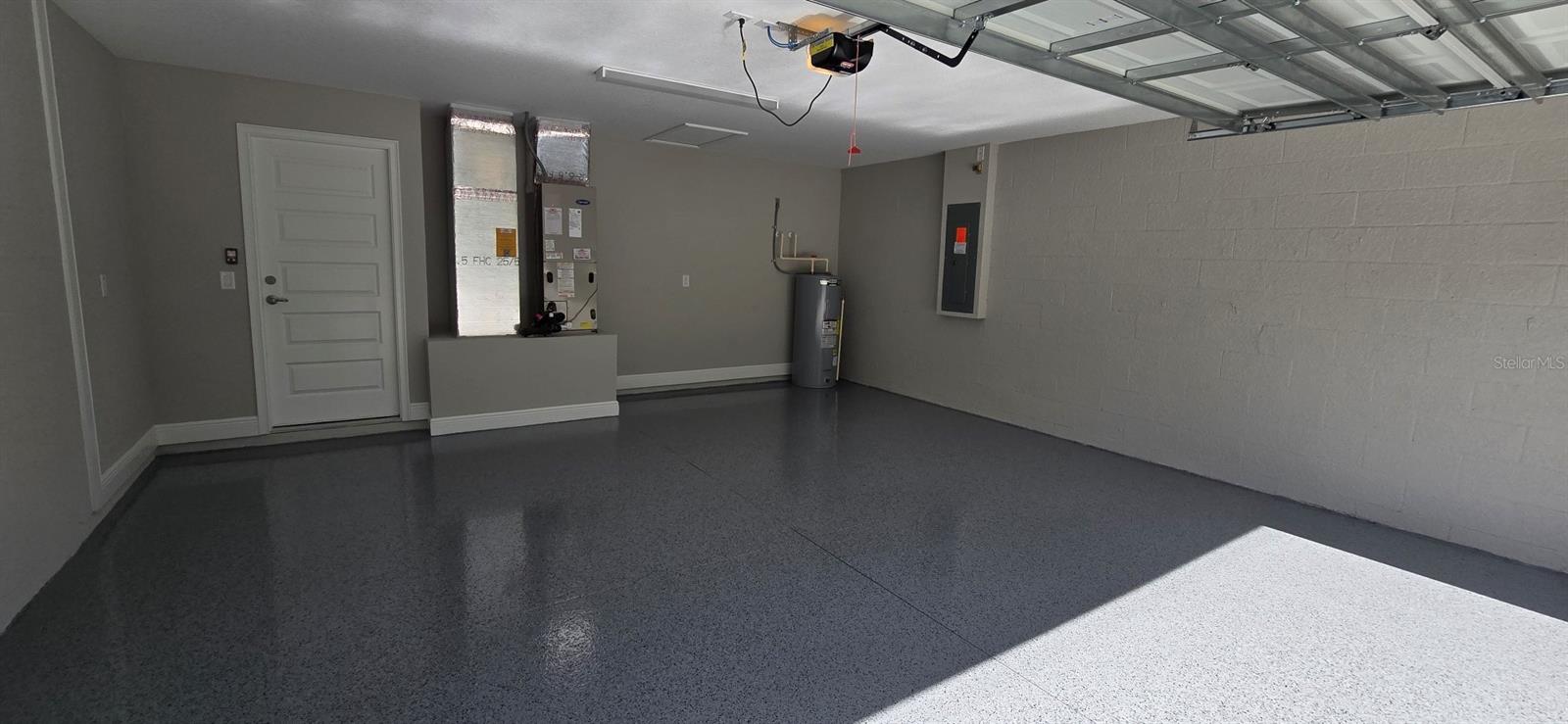 SILVER SPRINGS SHORES - Residential Lease