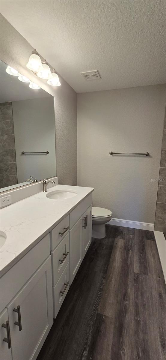 SILVER SPRINGS SHORES - Residential Lease