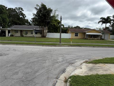 1103 VARONA STREET BELLEAIR FL 33756