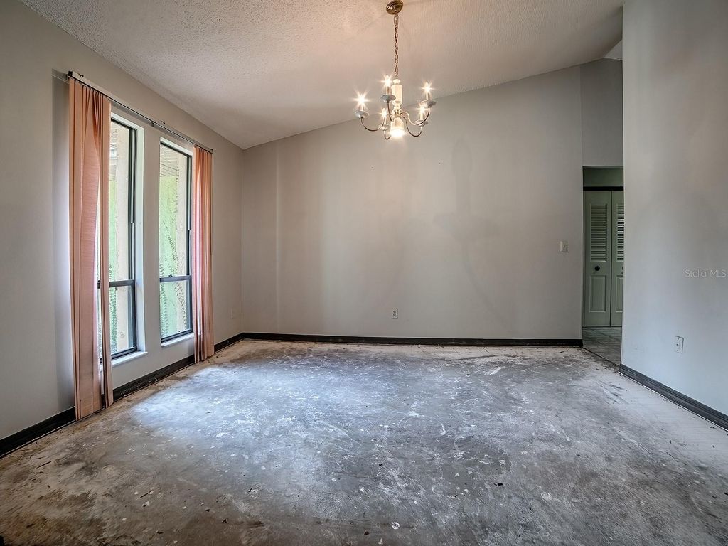 Photo of 912 Sheila Place, Apopka, FL 32703 (MLS # G5109174)