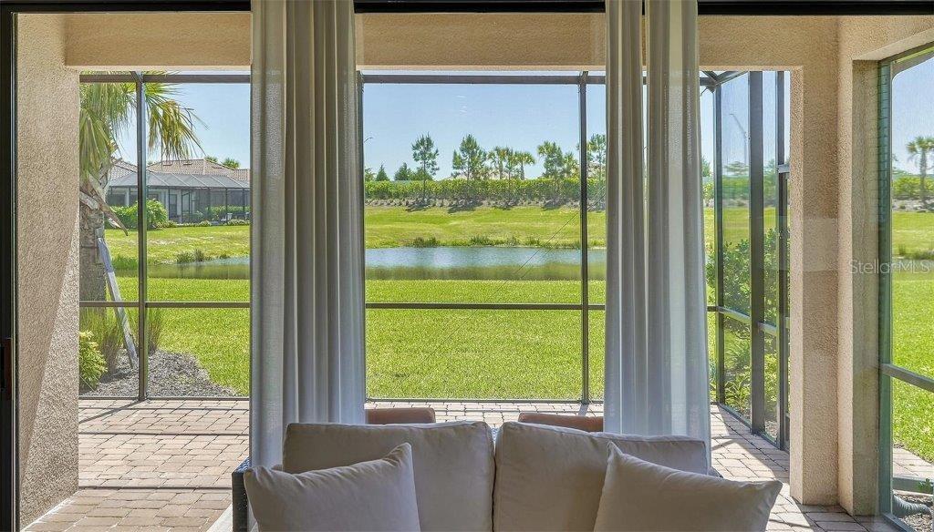 AZARIO ESPLANADE - Residential