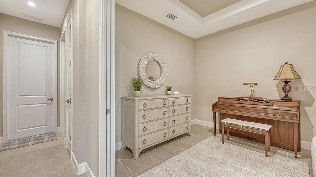 AZARIO ESPLANADE - Residential