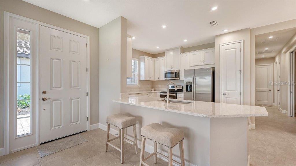 AZARIO ESPLANADE - Residential