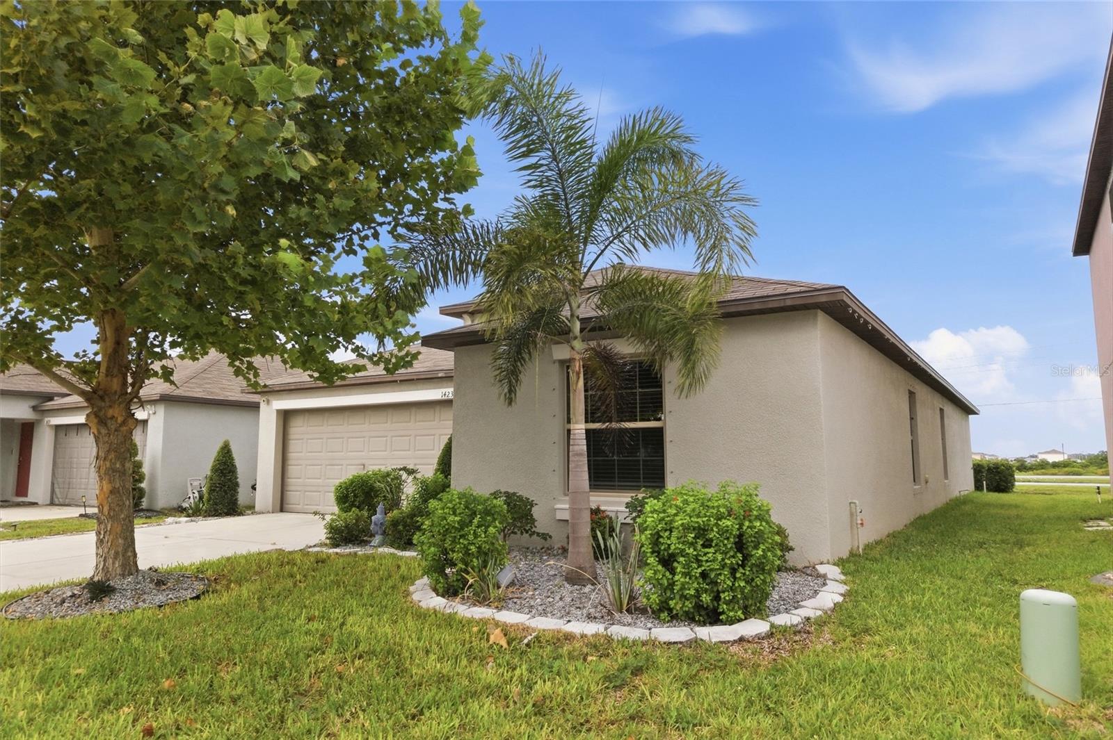 1423 GOLDEN GLOW DRIVE, RUSKIN, FL, 33570 4 1423 GOLDEN GLOW DRIVE