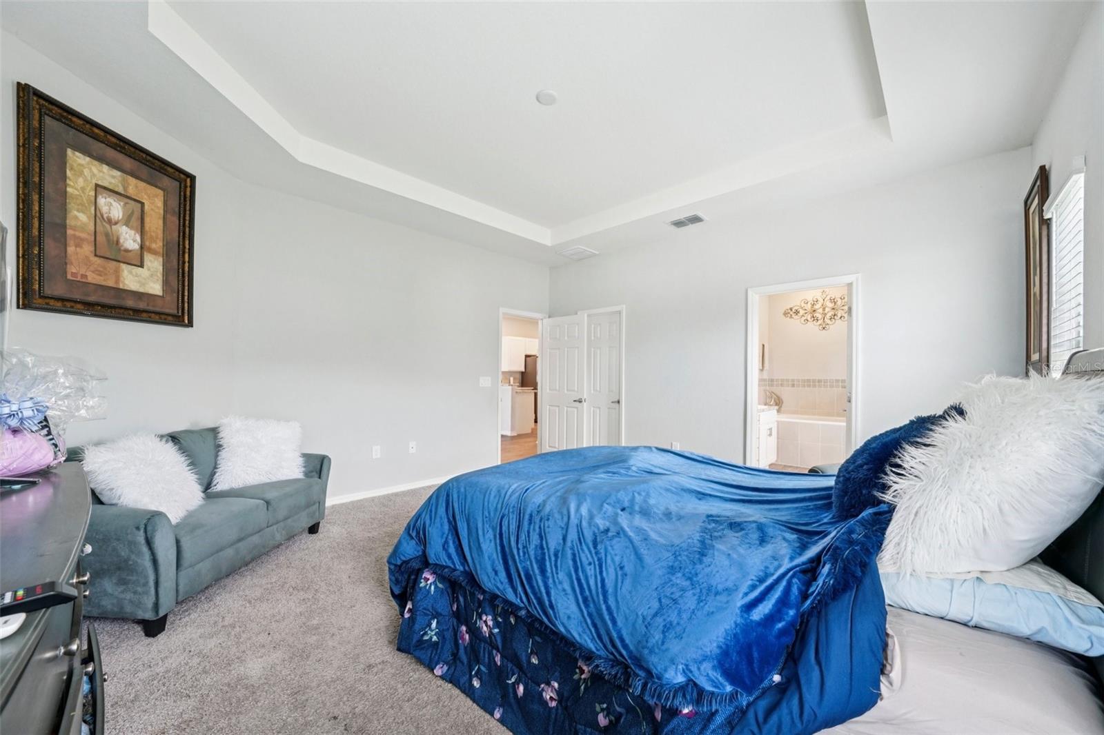 LANDINGS/EAGLE LAKE - Residential