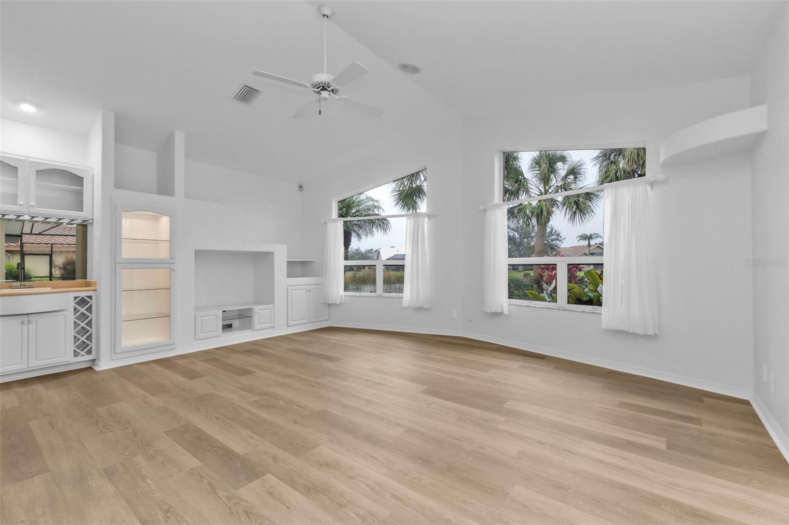 13770 PALMETTO POINT COURT
