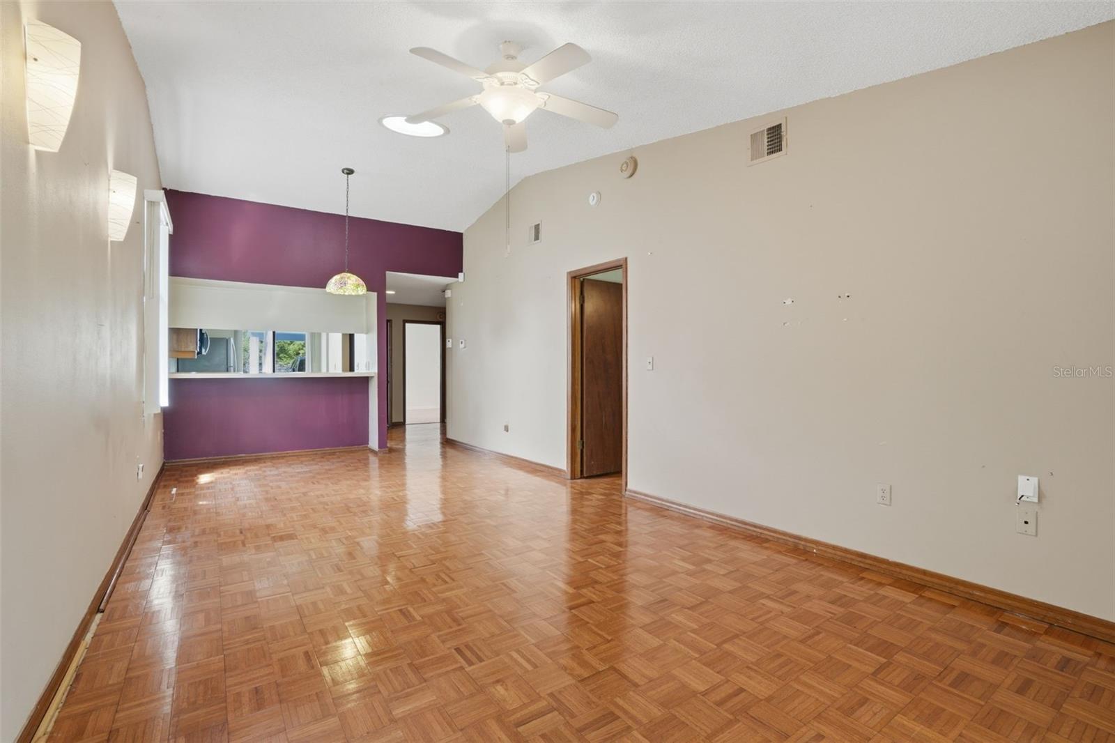 GOLF VILLAS 02 AT POINCIANA REP 01 - Residential