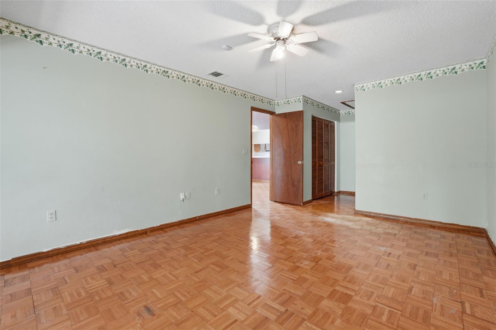 GOLF VILLAS 02 AT POINCIANA REP 01 - Residential